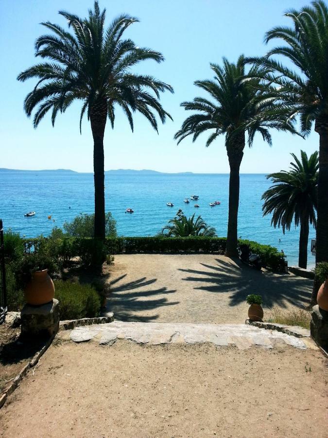 Villa Adriandre Rayol-Canadel-sur-Mer Exterior foto